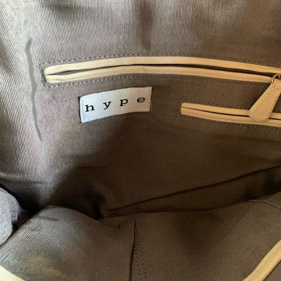 Hype Cream leather Handbag like new condition! - Picture 3 of 8